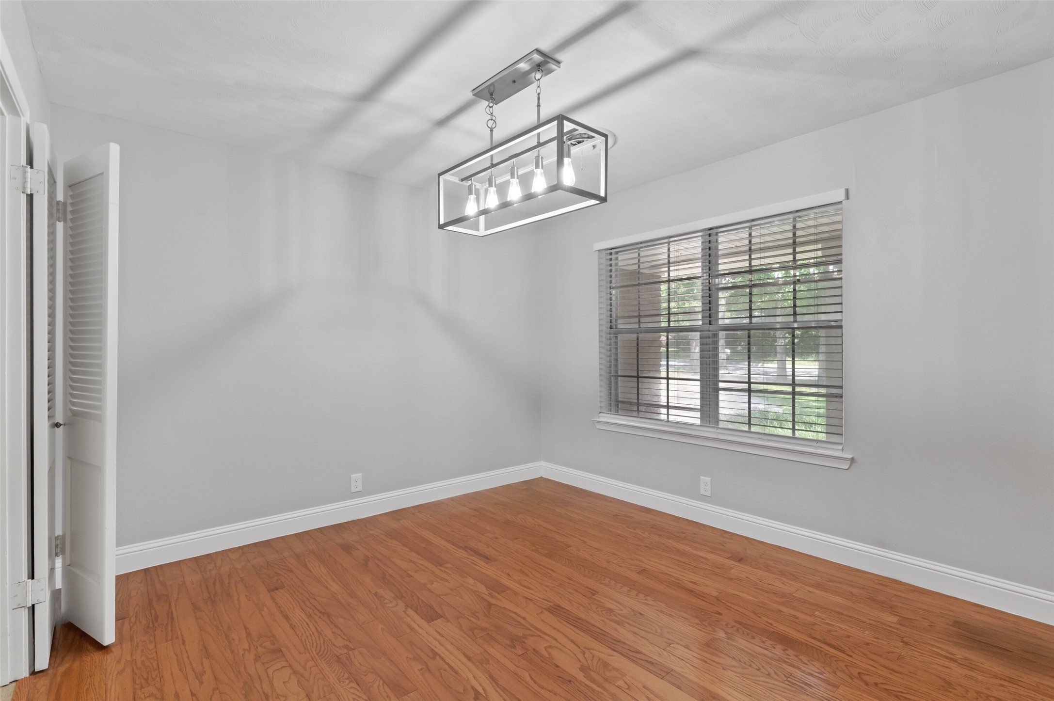 2202 Foxcroft Circle Denton TX 76209