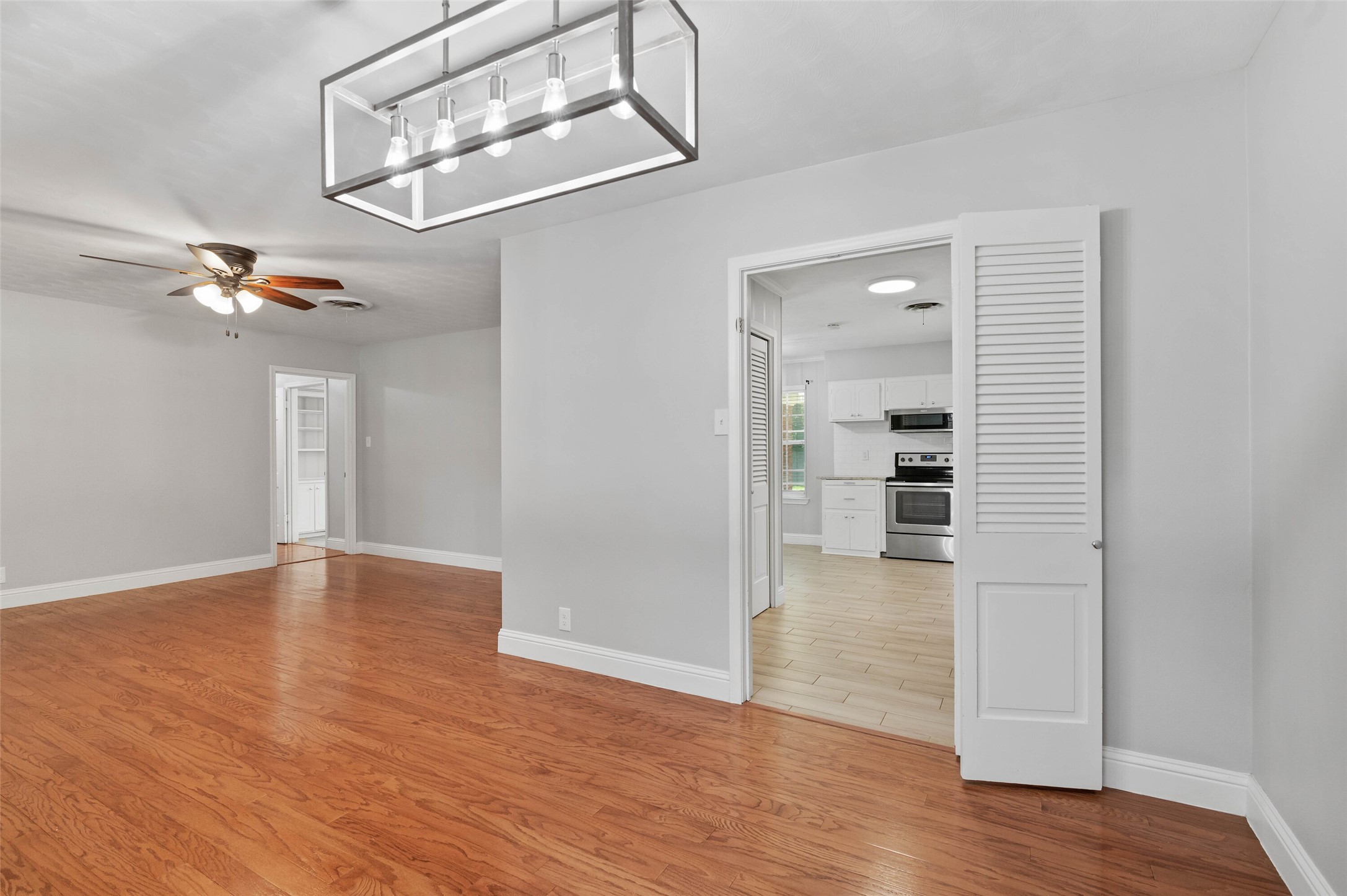 2202 Foxcroft Circle Denton TX 76209