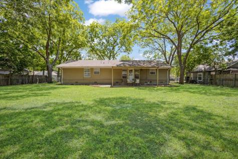470 W Marshall Street Van Alstyne TX 75495