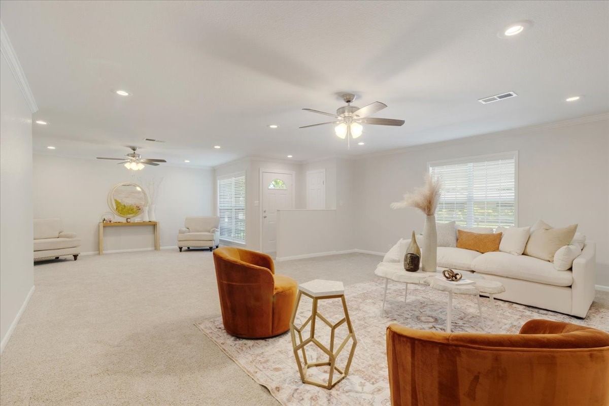 470 W Marshall Street Van Alstyne TX 75495
