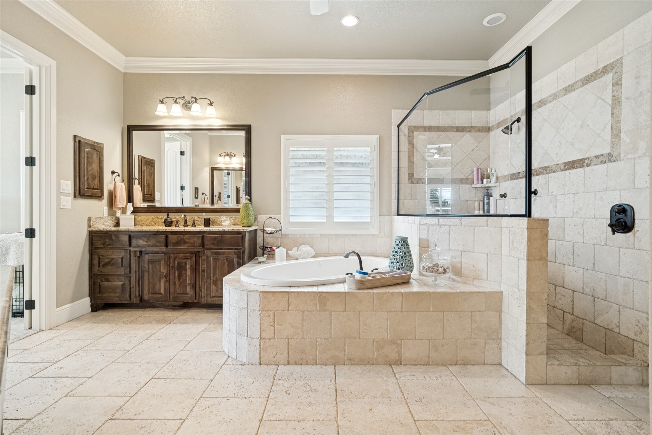 3450 Abes Landing Circle Granbury TX 76049