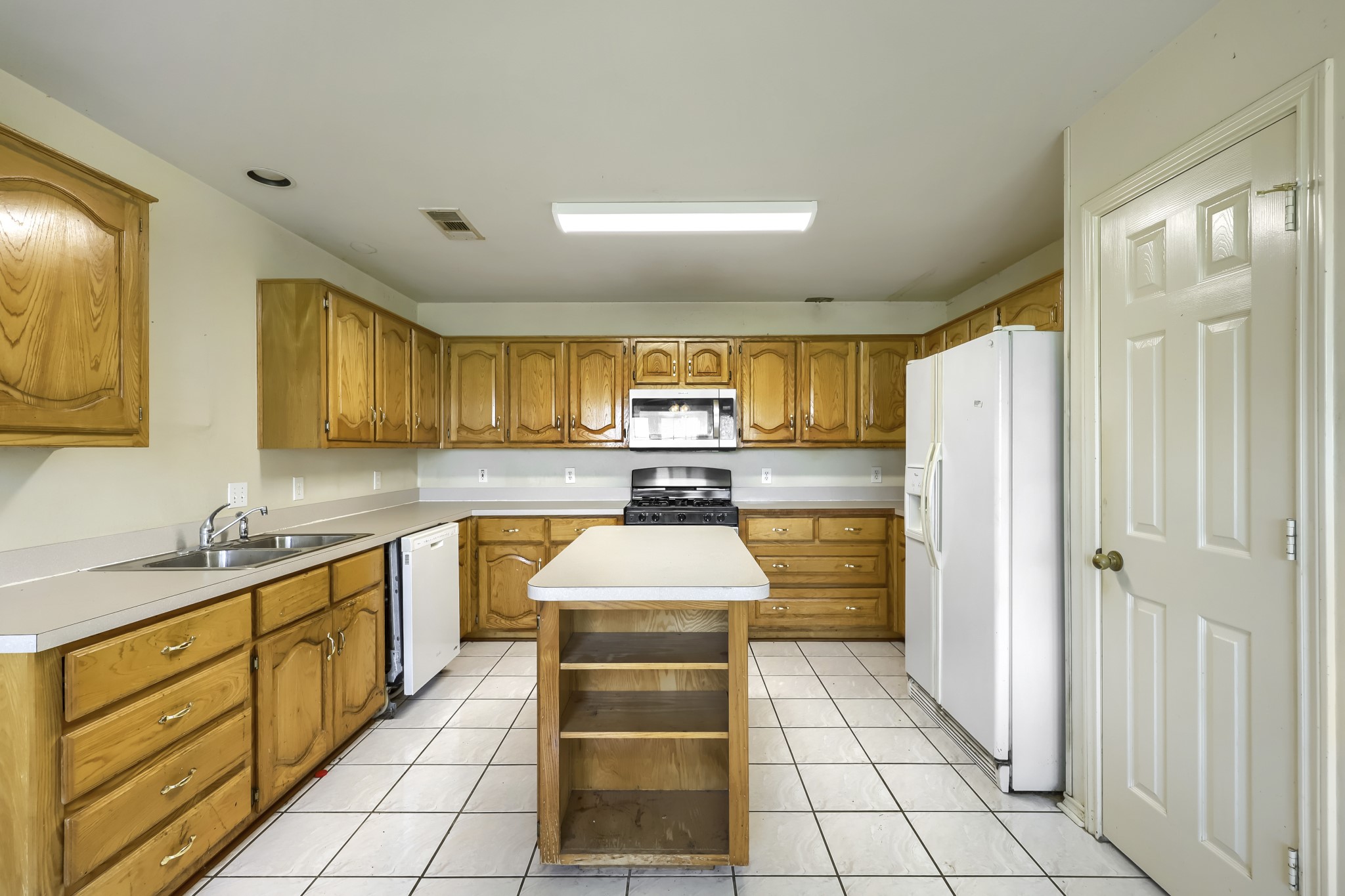 16018 University Drive Forney TX 75126