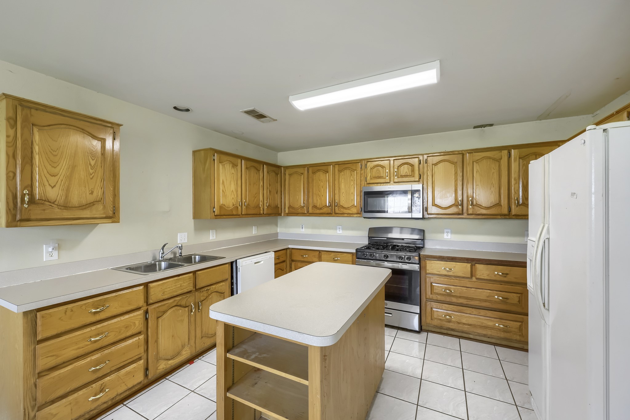 16018 University Drive Forney TX 75126