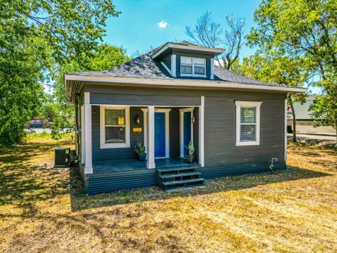 1427 W 6th Avenue Corsicana TX 75110