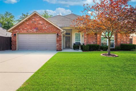 6729 Lucas Lane North Richland Hills TX 76182