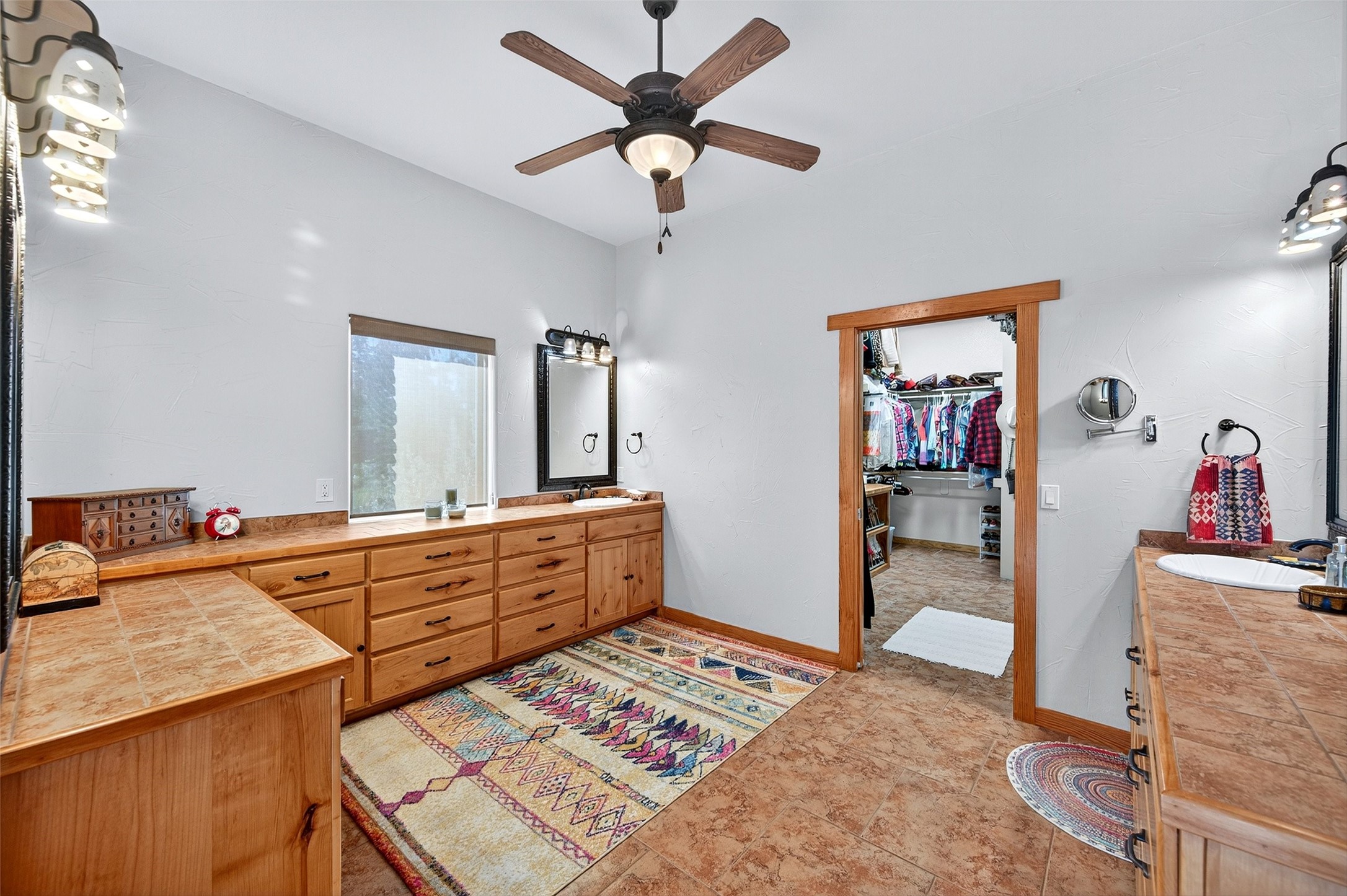 200 Cayuga Trail Lake Kiowa TX 76240