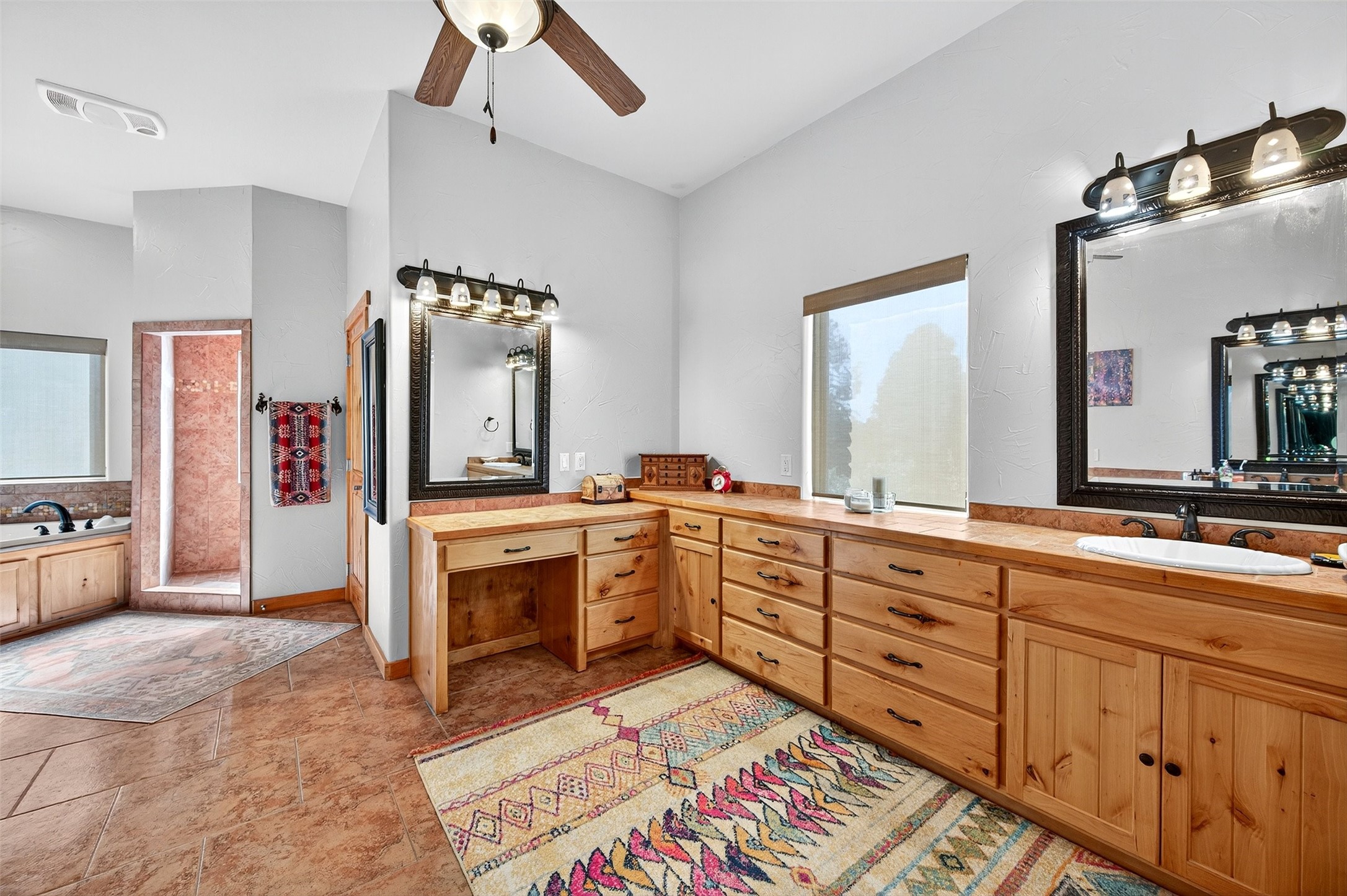 200 Cayuga Trail Lake Kiowa TX 76240