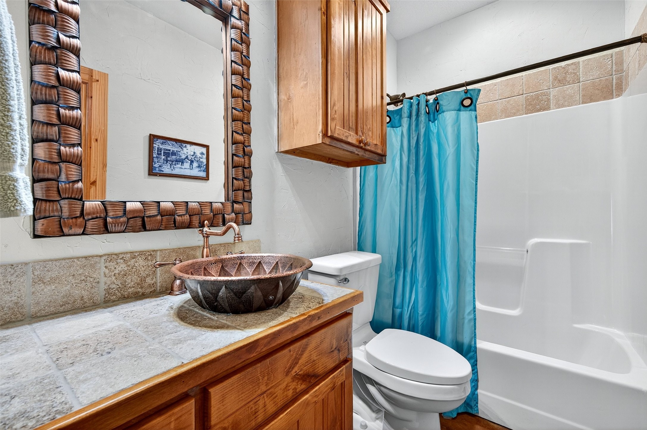 200 Cayuga Trail Lake Kiowa TX 76240