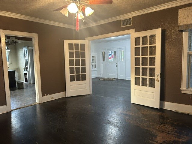 1007 N Center Street Bonham TX 75418