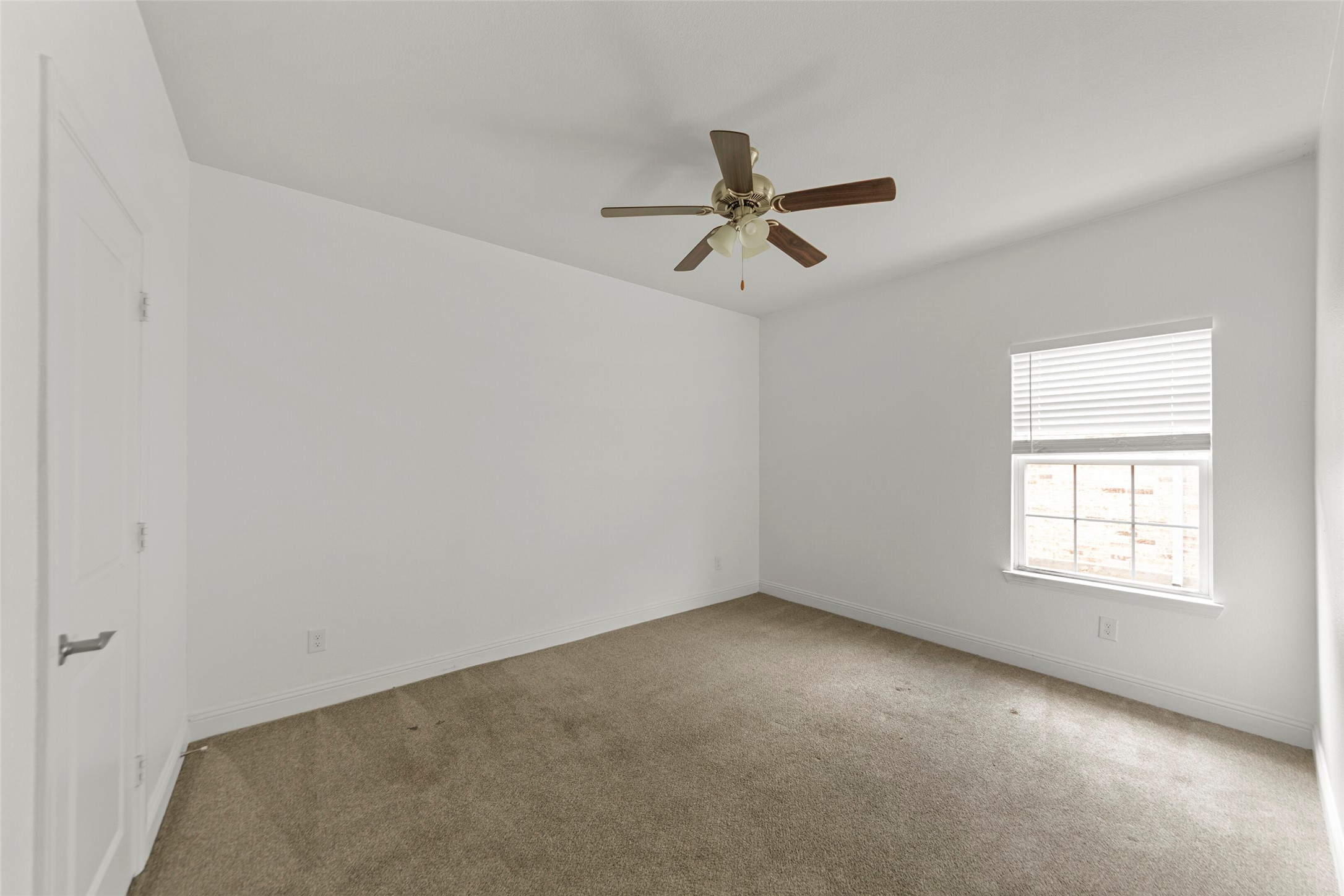 498 Oak Creek Drive Lavon TX 75166