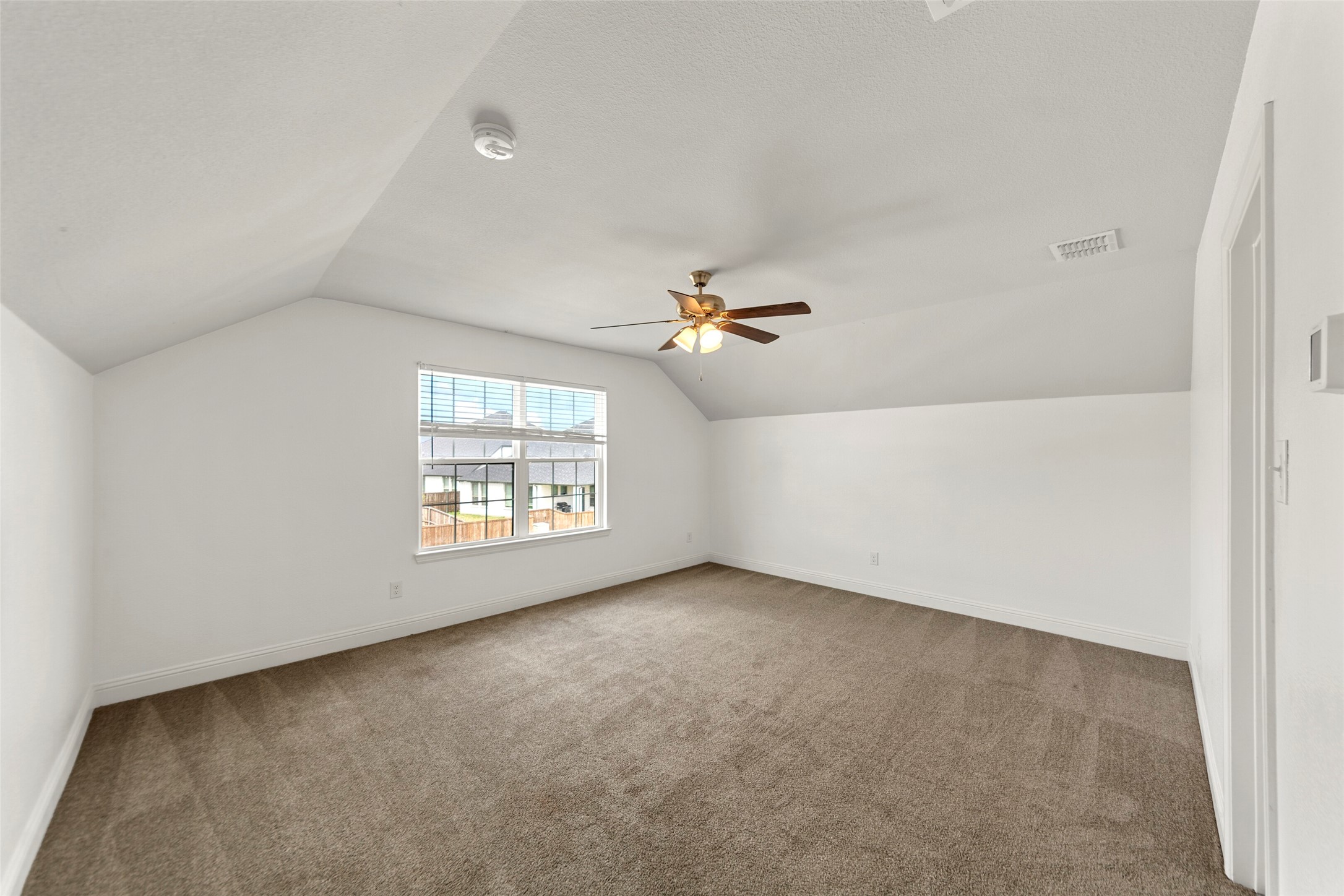 498 Oak Creek Drive Lavon TX 75166