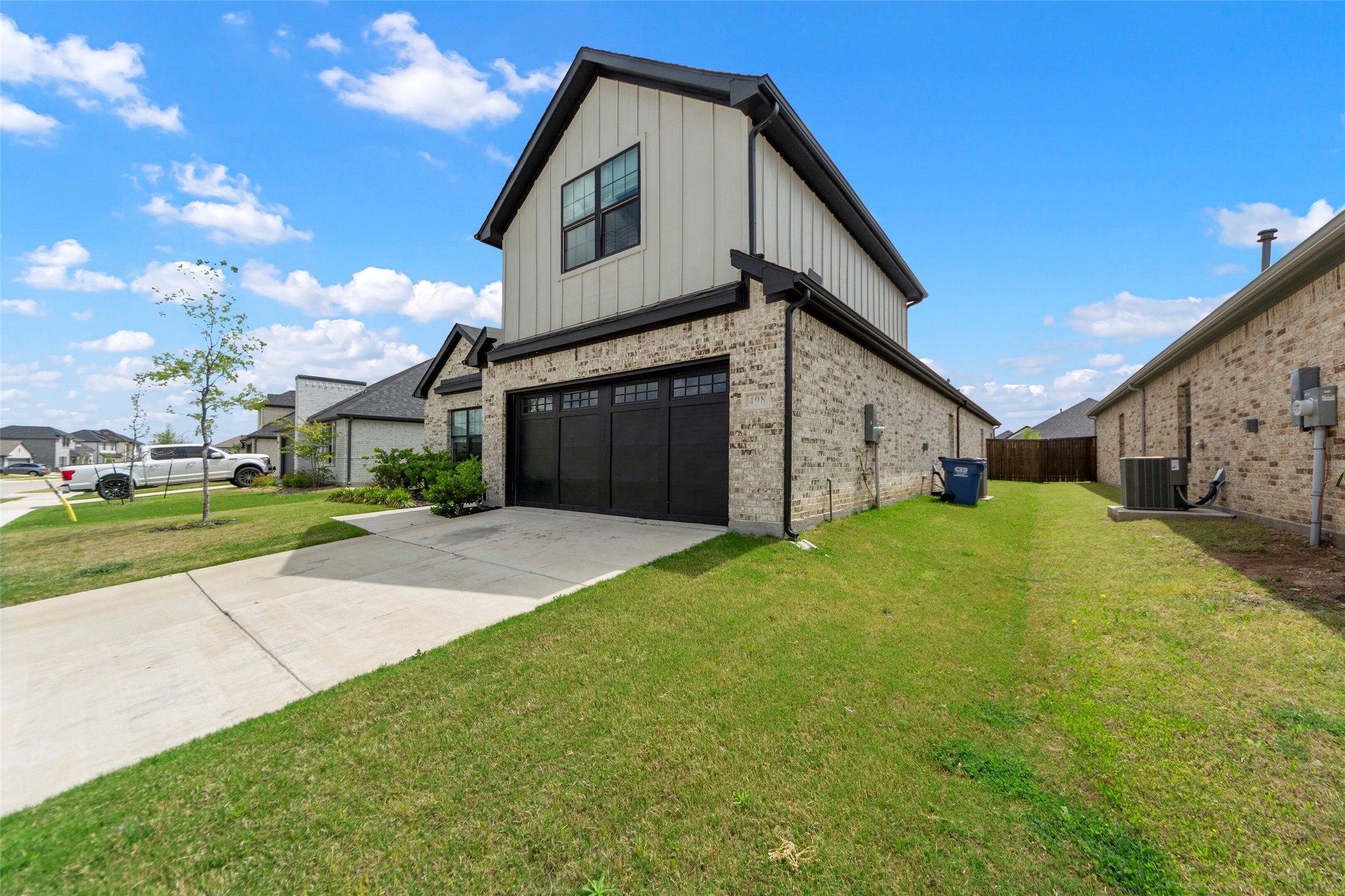 498 Oak Creek Drive Lavon TX 75166