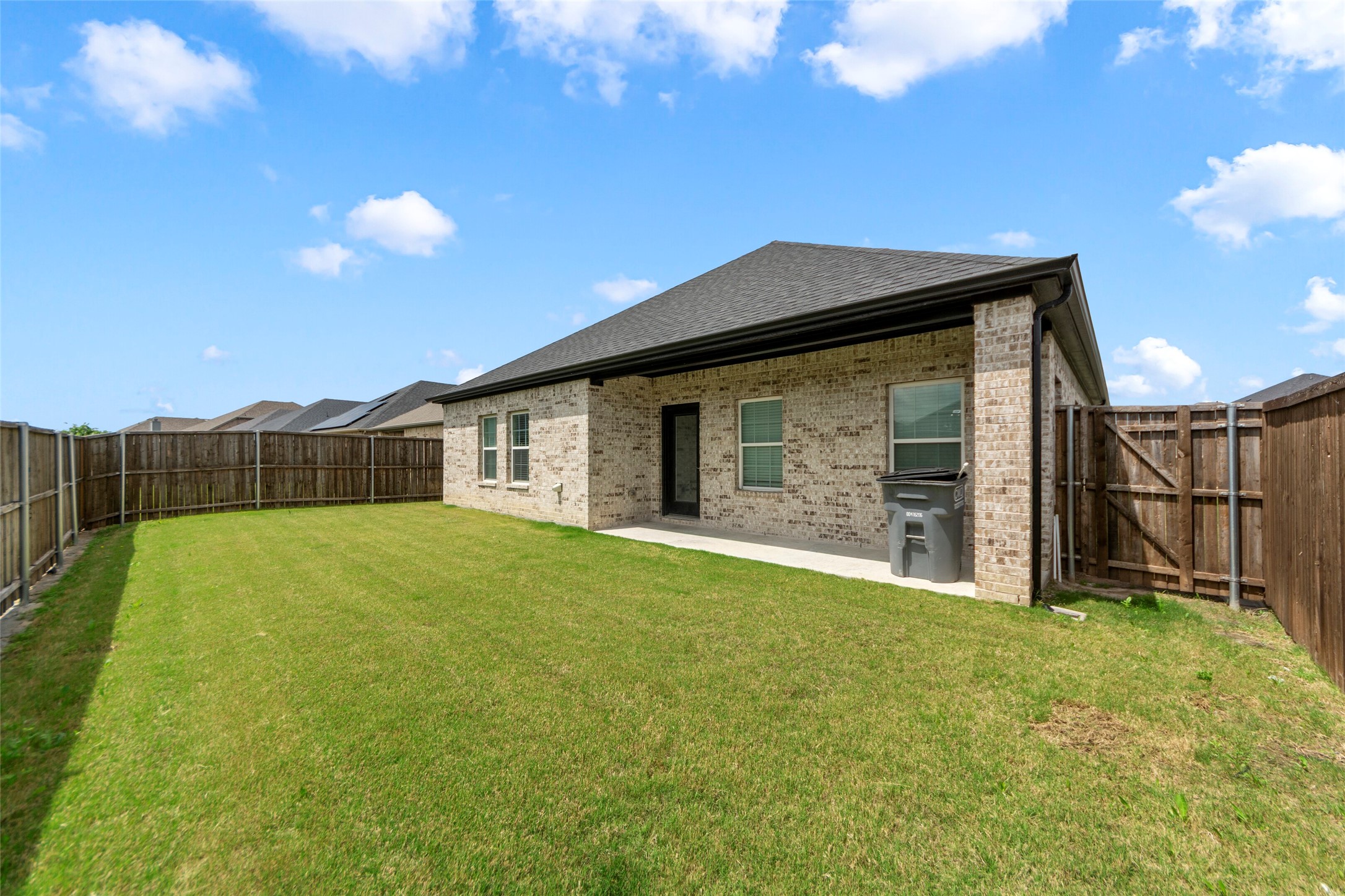 498 Oak Creek Drive Lavon TX 75166