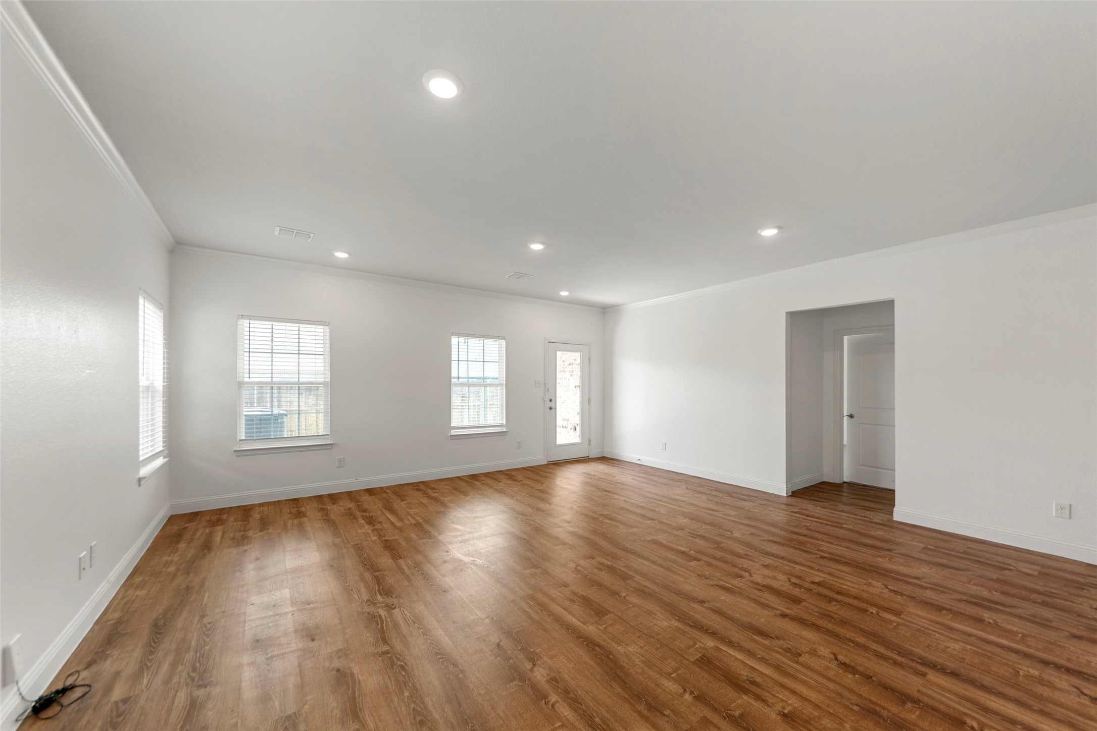 498 Oak Creek Drive Lavon TX 75166