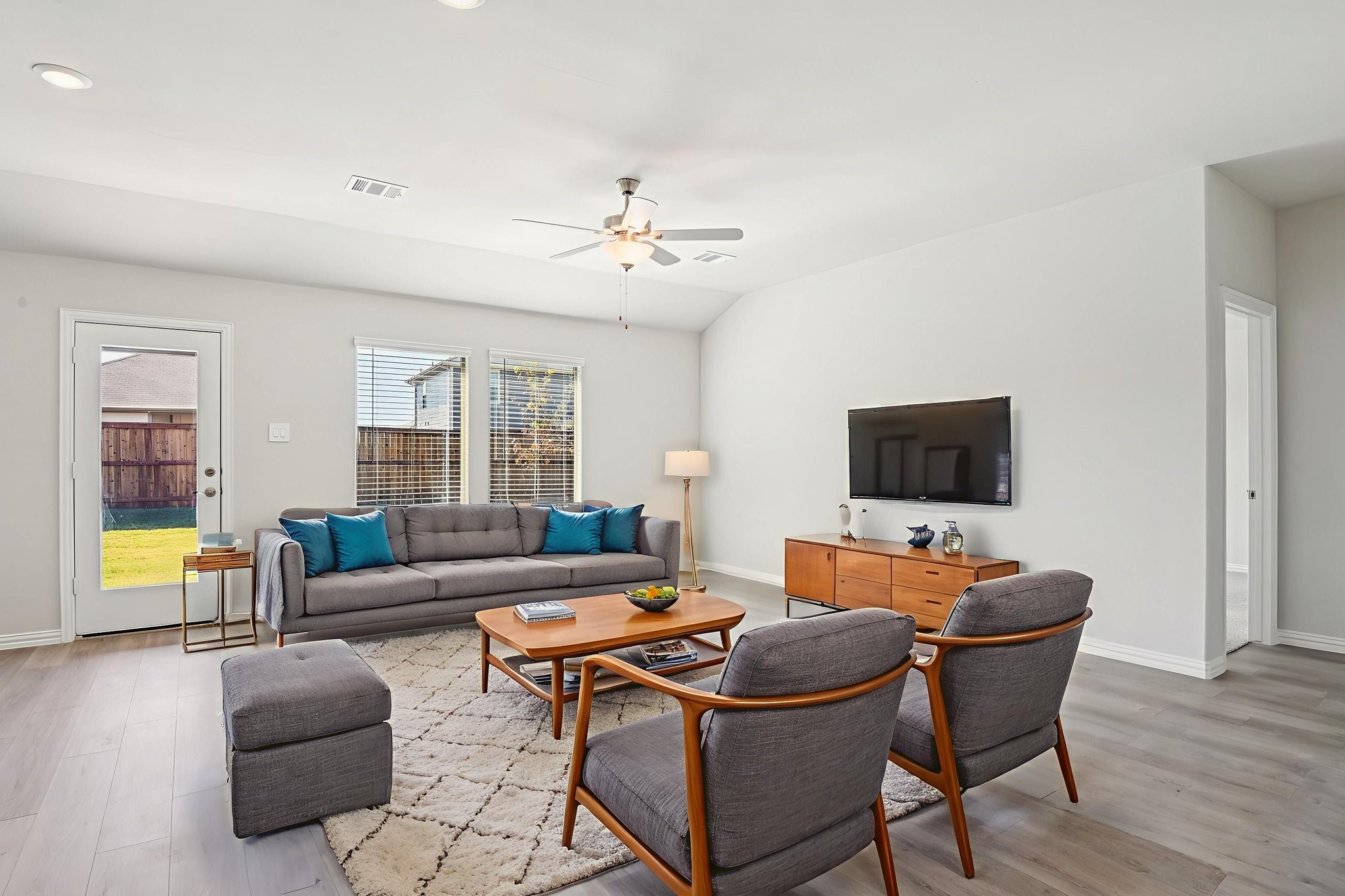 1930 Furlong Drive Seagoville TX 75159