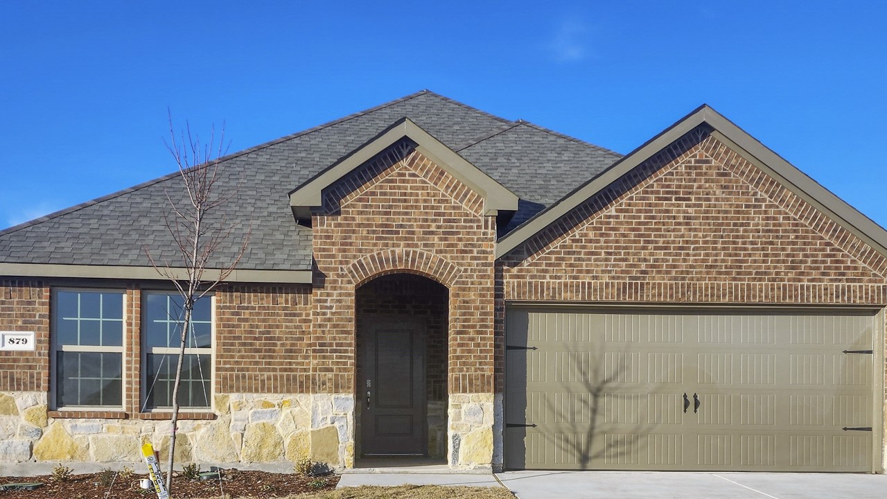 879 Philadelphia Street Fate TX 75189
