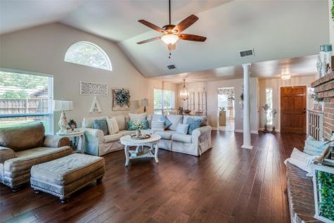 2205 Meandering Way Mckinney TX 75071