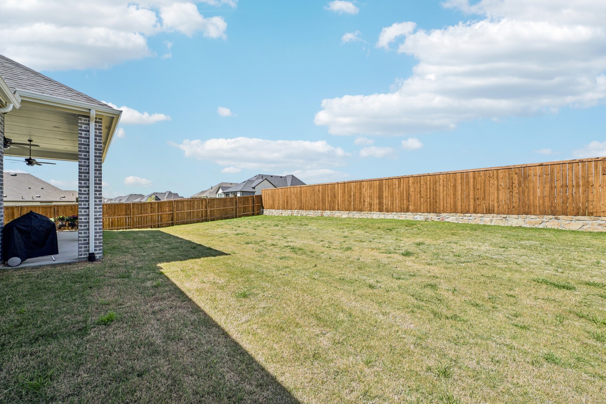 2264 Emerald Drive Waxahachie TX 75167