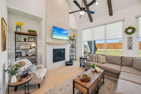 2264 Emerald Drive Waxahachie TX 75167