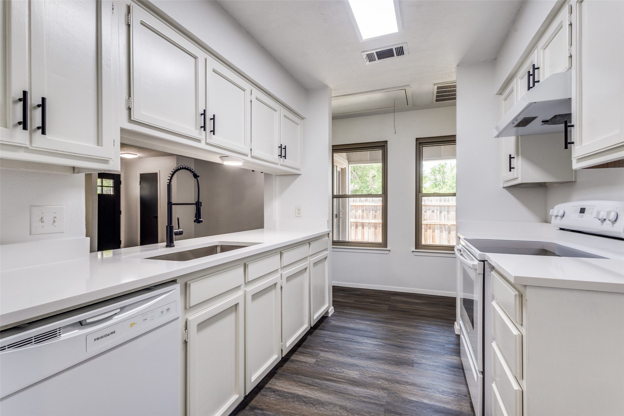 3326 Gardenview Circle Denton TX 76207