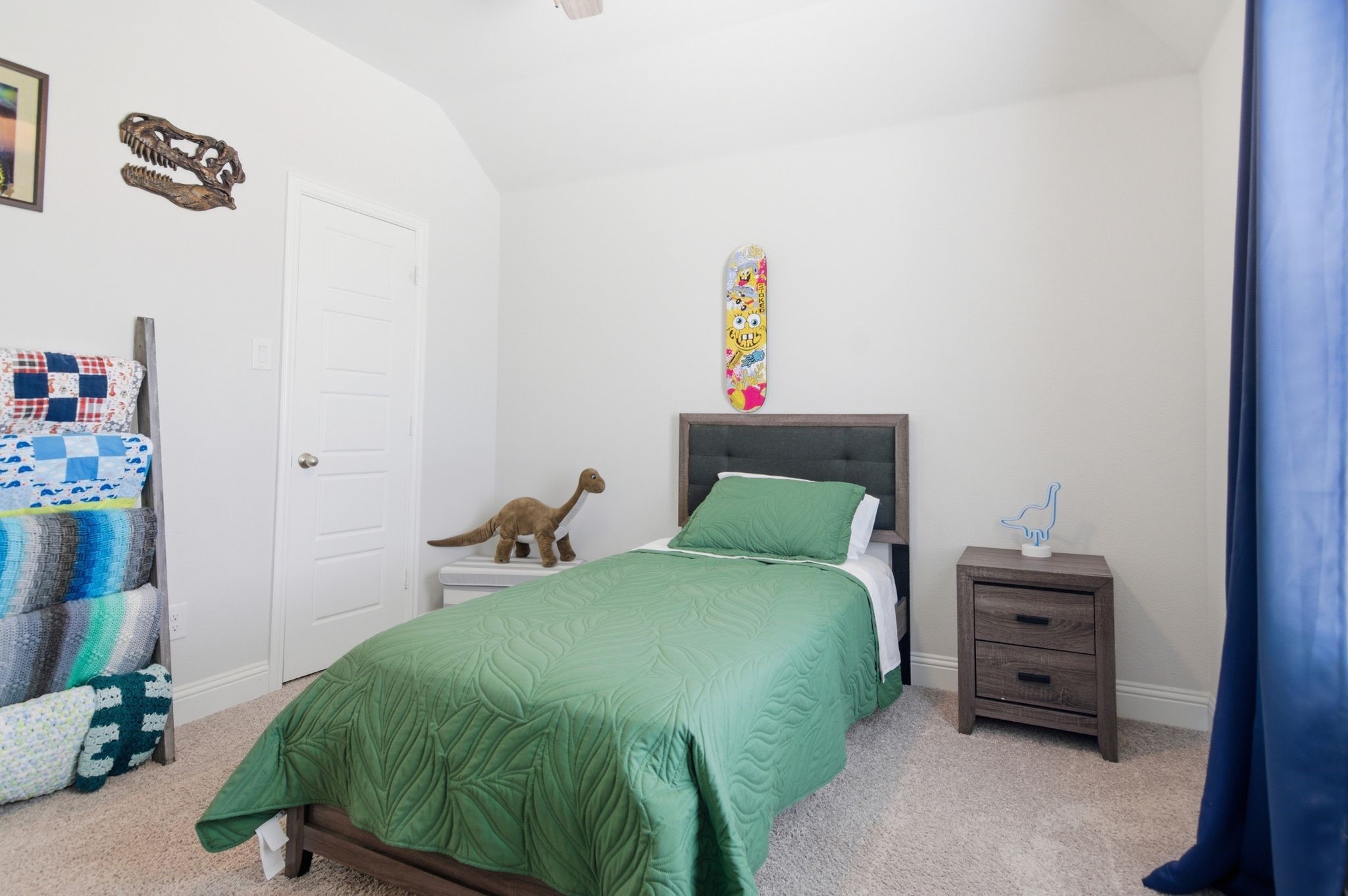1112 Rushmore Drive Burleson TX 76028