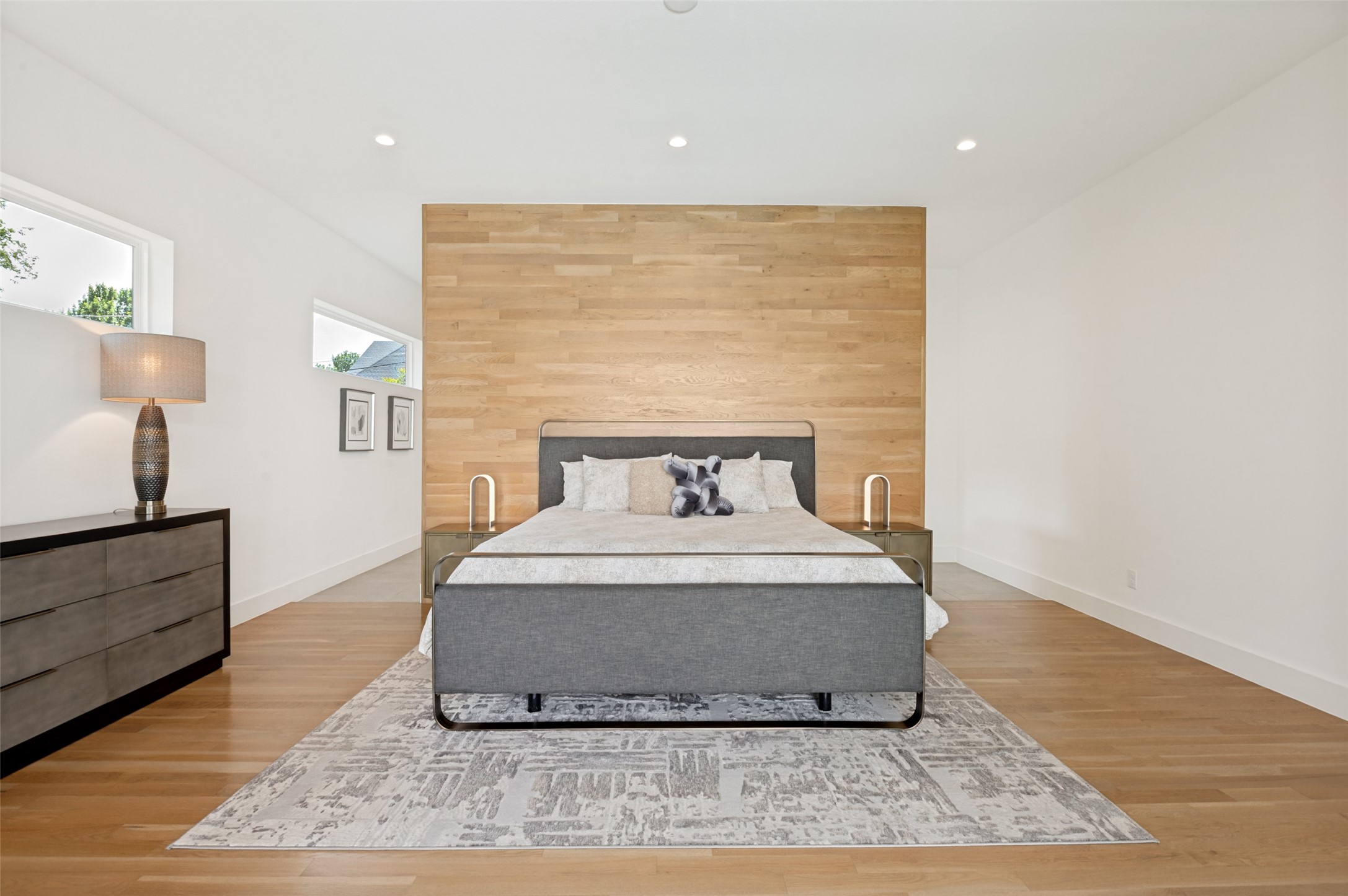 9915 Hurley Way Dallas TX 75220