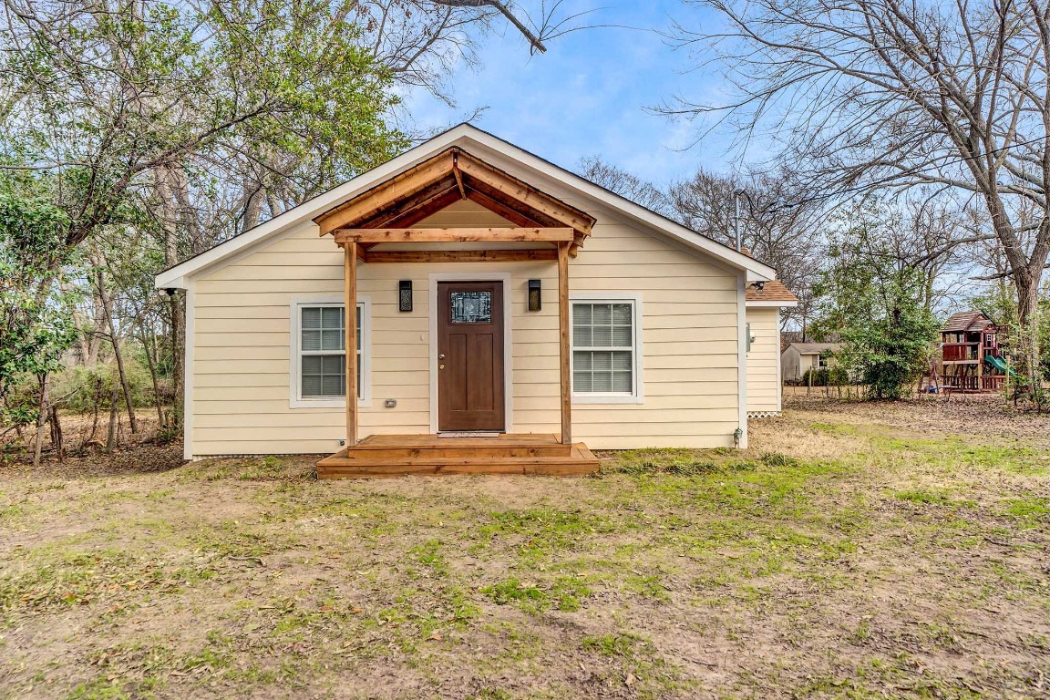 504 S Boyd Street Lindale TX 75771