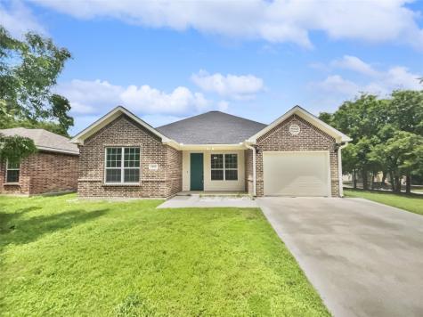 1800 Cleveland Street Greenville TX 75401