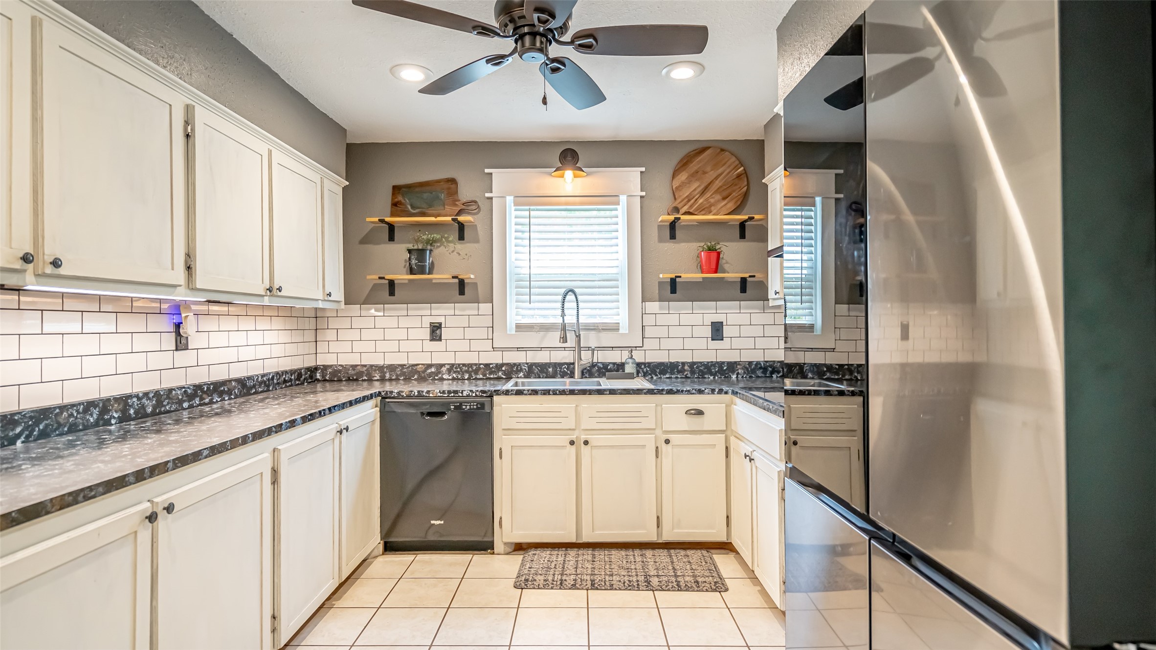 8147 Fawn Circle Granbury TX 76049