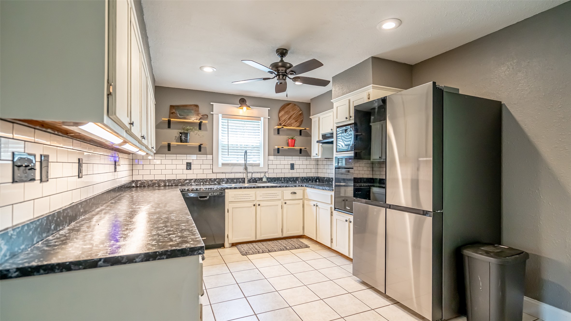 8147 Fawn Circle Granbury TX 76049