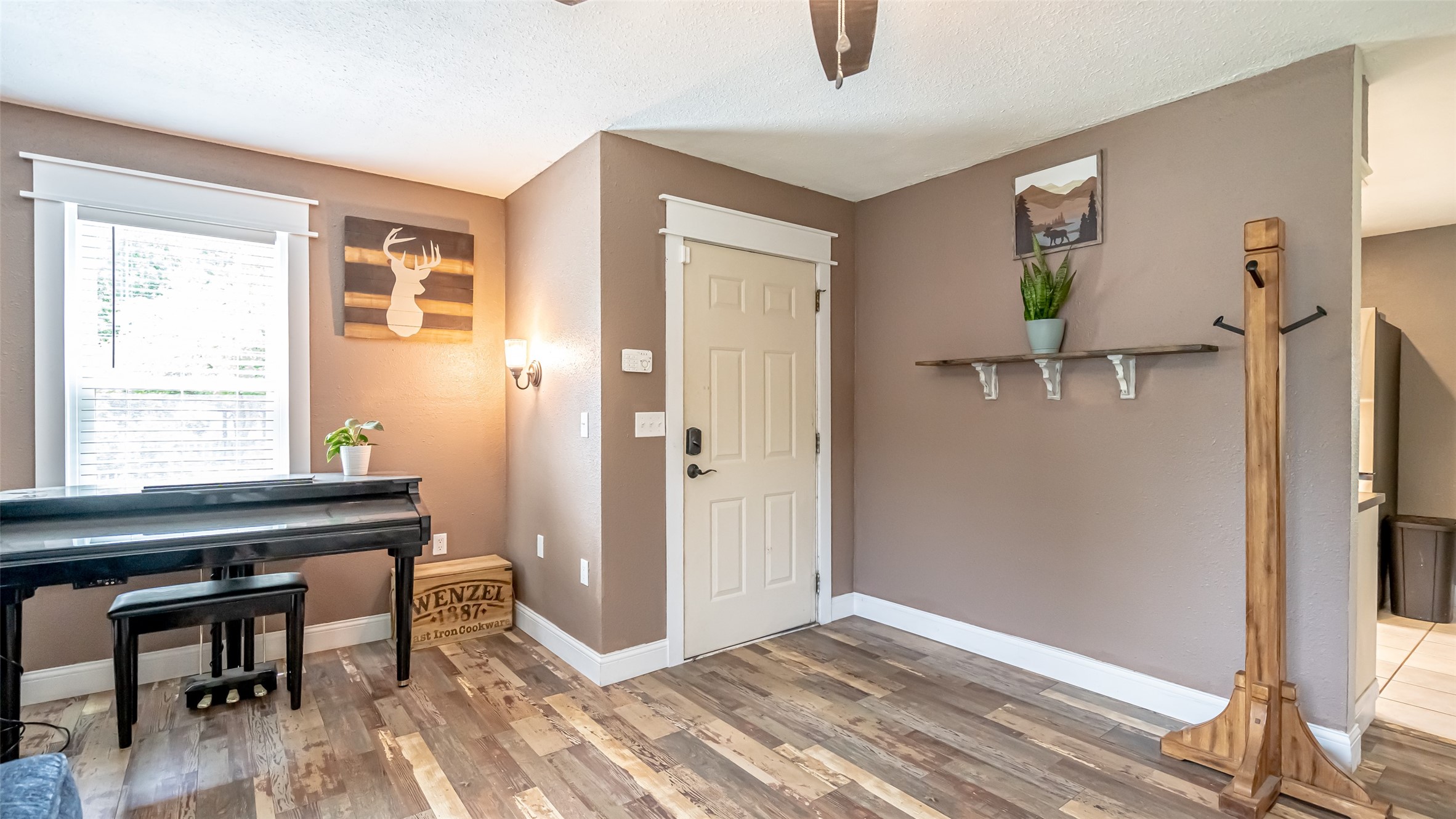 8147 Fawn Circle Granbury TX 76049