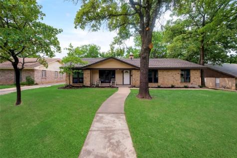 7520 Monterrey Drive Fort Worth TX 76112