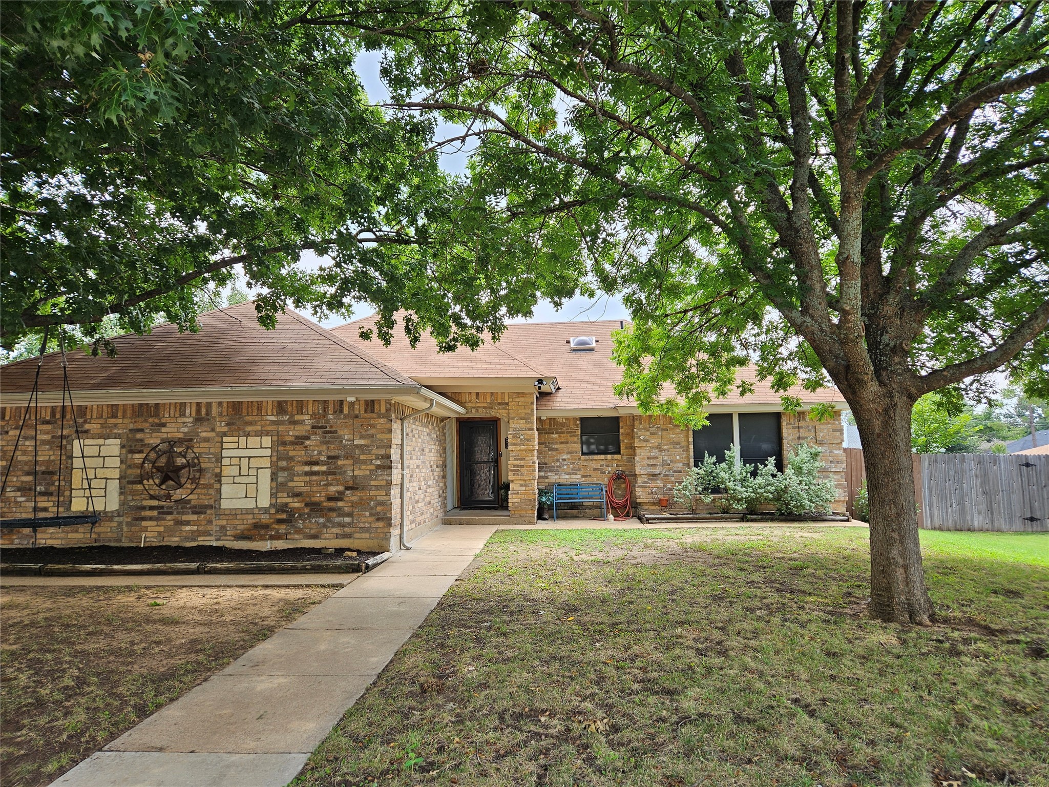 429 Black Oak Lane Burleson TX 76028