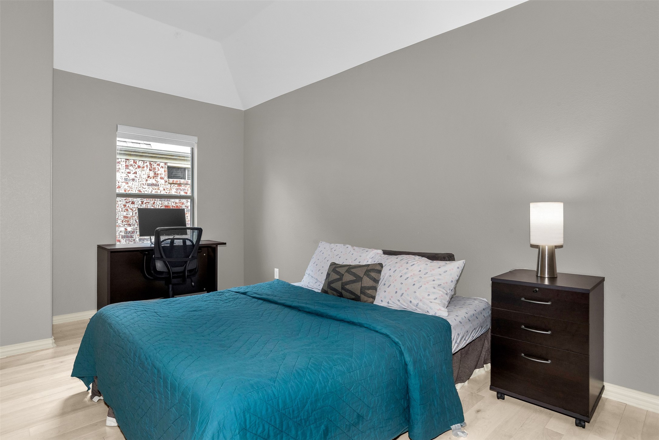 8631 Lohr Valley Road Irving TX 75063