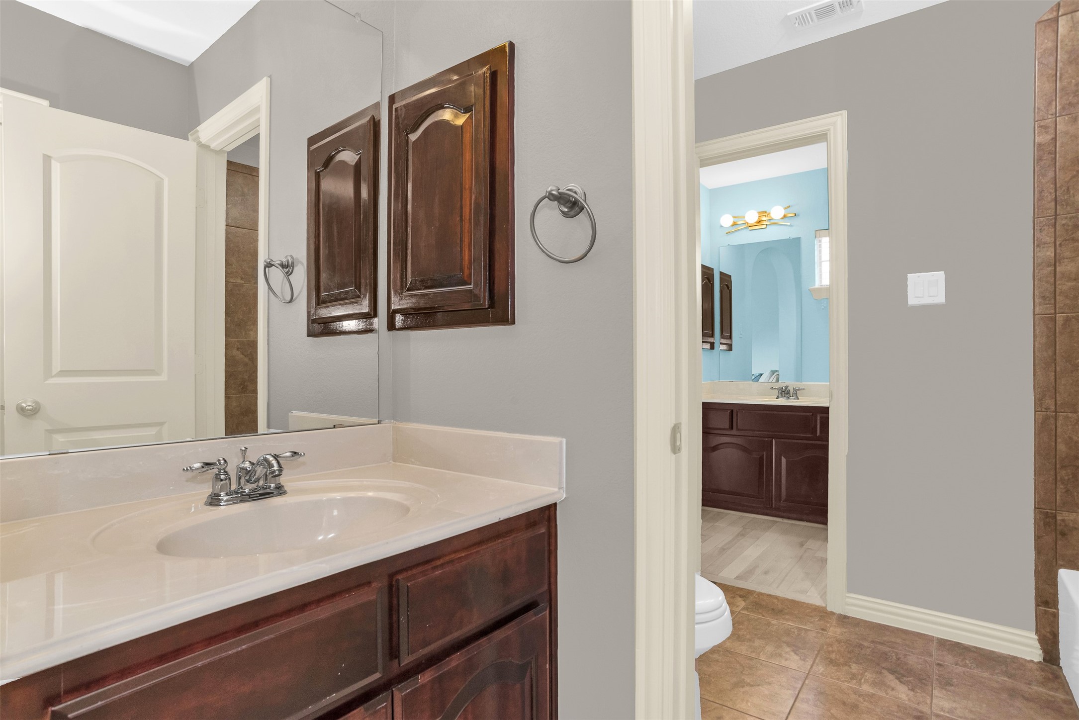 8631 Lohr Valley Road Irving TX 75063