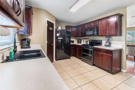 1402 Anglican Drive Arlington TX 76002