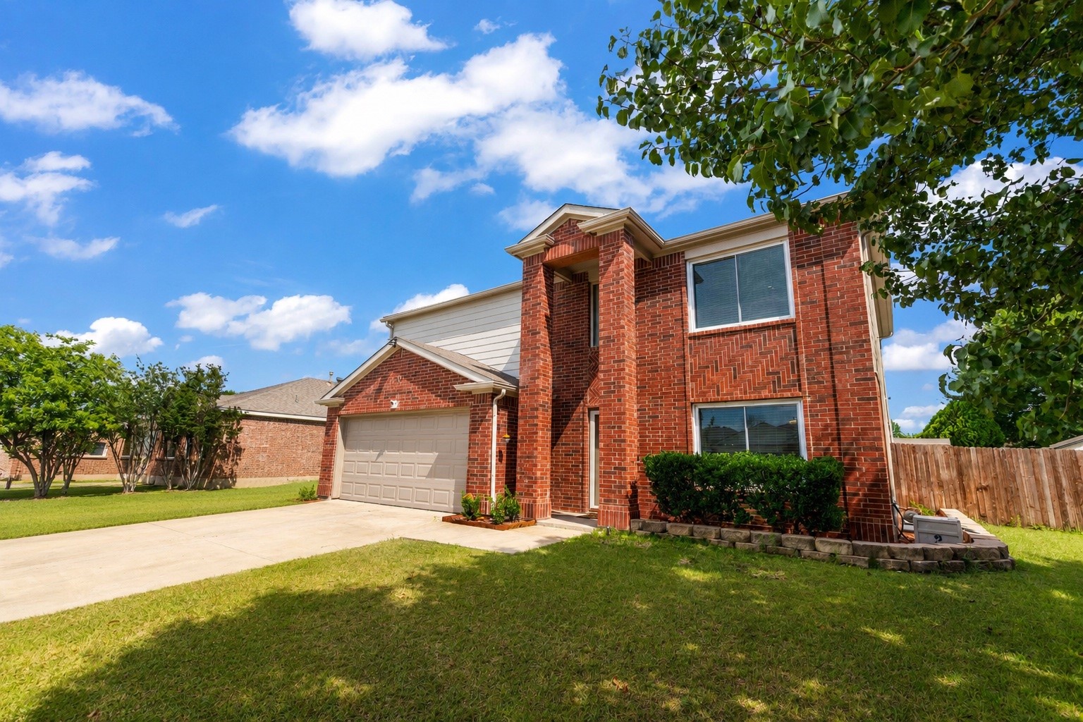 1402 Anglican Drive Arlington TX 76002