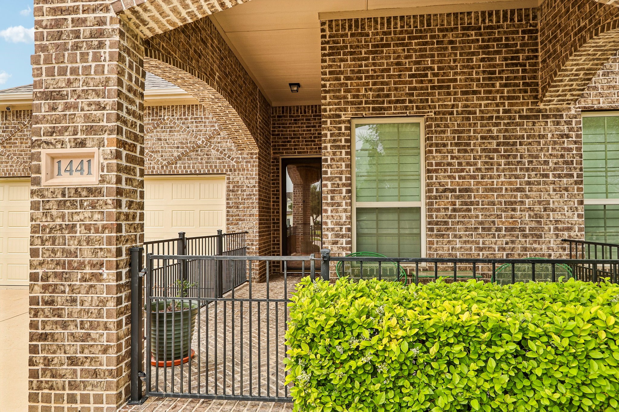 1441 Isabella Lane Savannah TX 76227