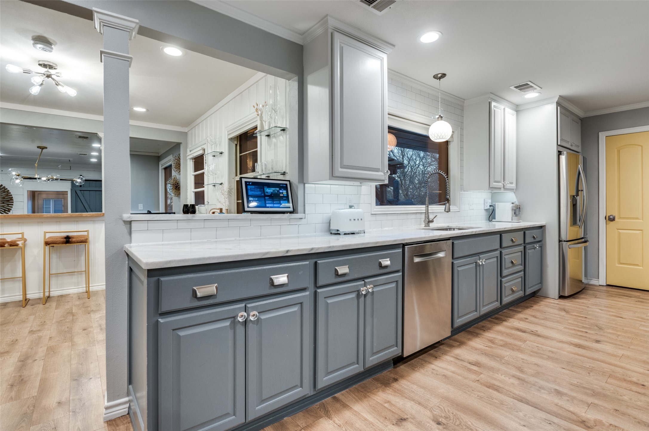 907 E Texas Street Grapevine TX 76051