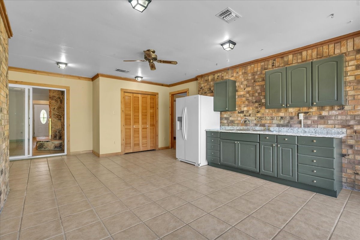 1900 S Duncanville Road Ovilla TX 75154