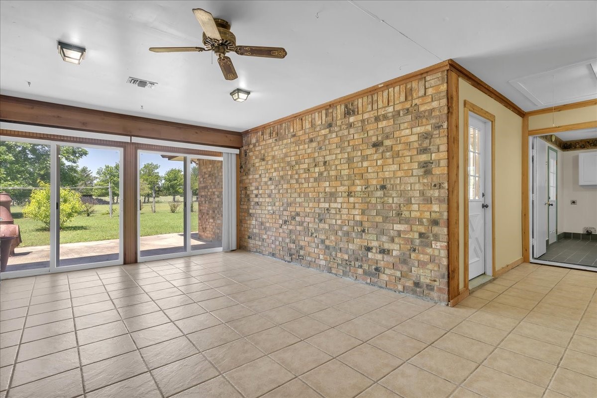 1900 S Duncanville Road Ovilla TX 75154