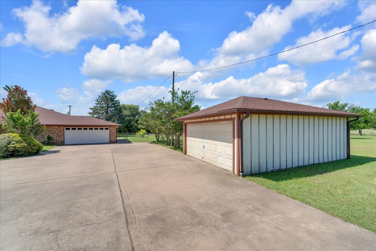 1900 S Duncanville Road Ovilla TX 75154