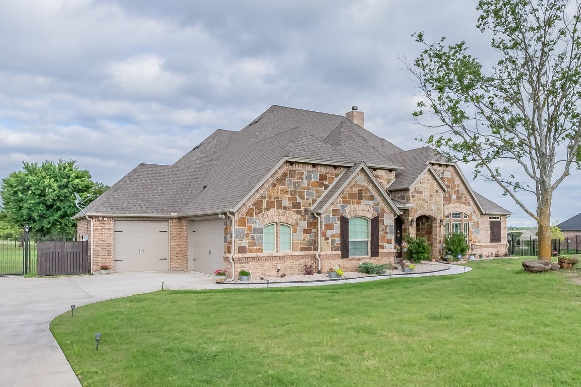 209 Parc Oaks Drive Aledo TX 76008