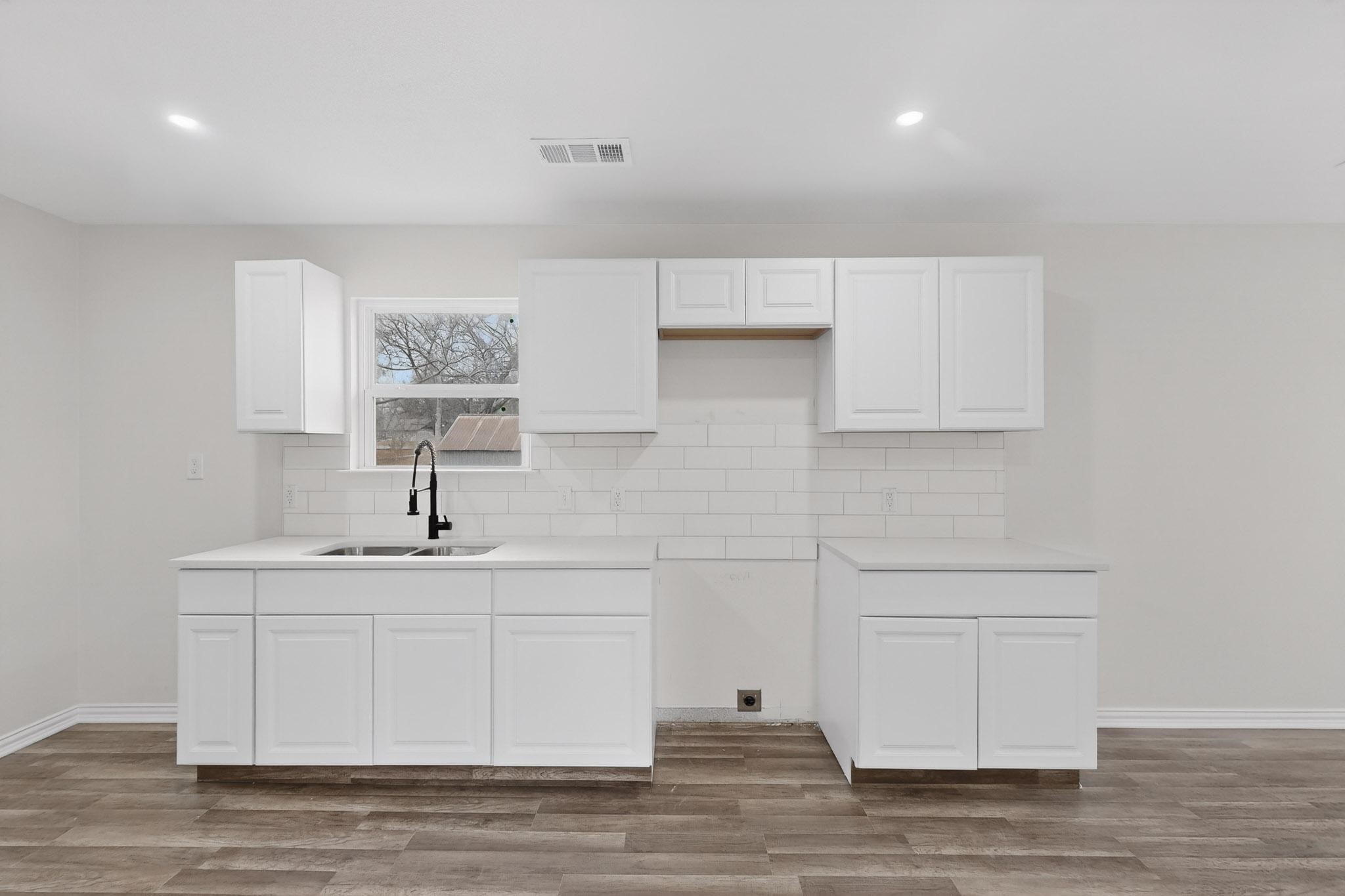 1541 Caldwell Street Dallas TX 75223