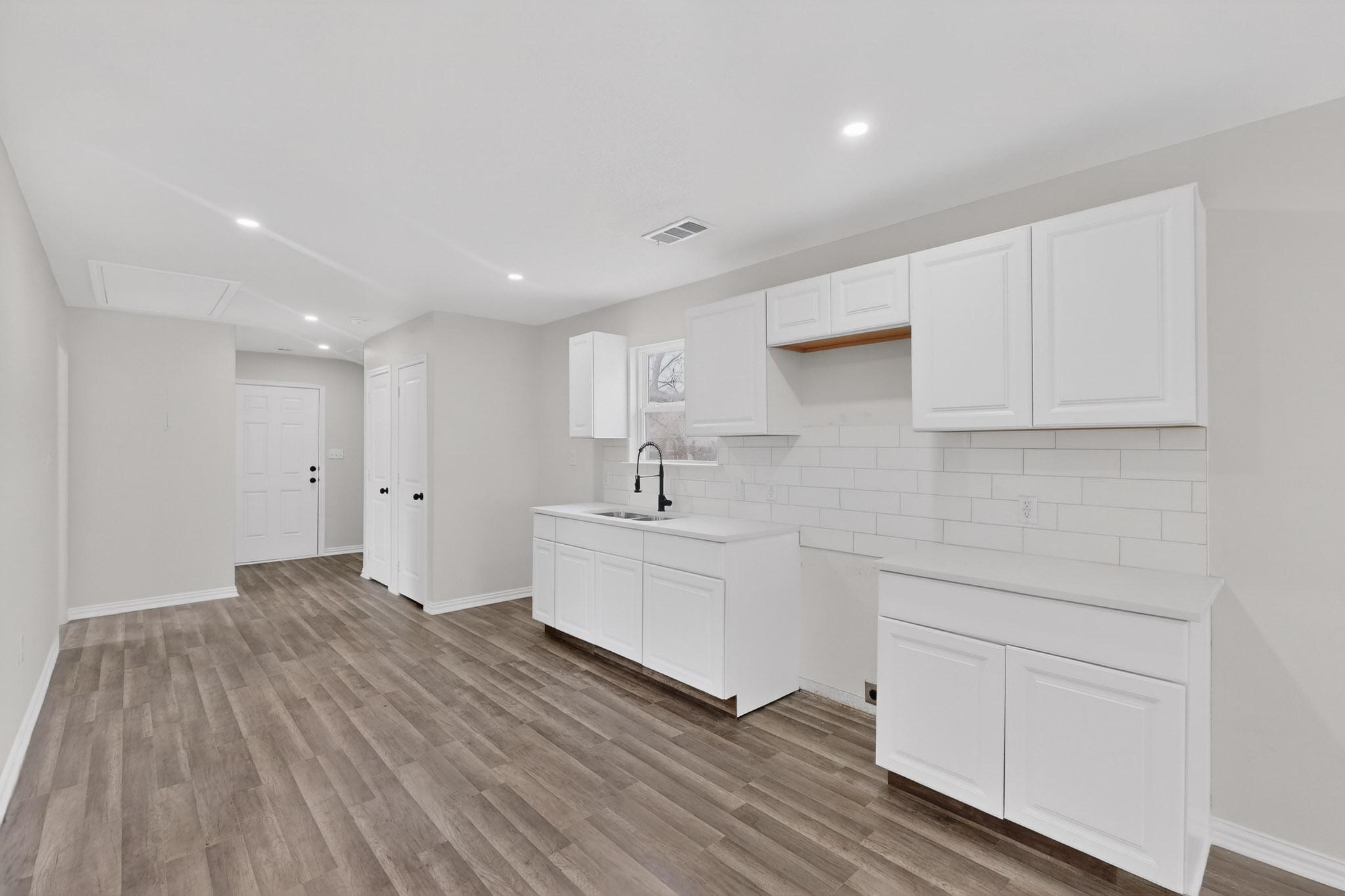 1541 Caldwell Street Dallas TX 75223