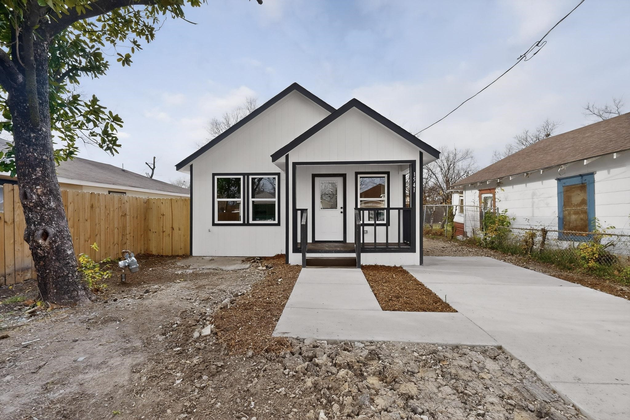 1541 Caldwell Street Dallas TX 75223