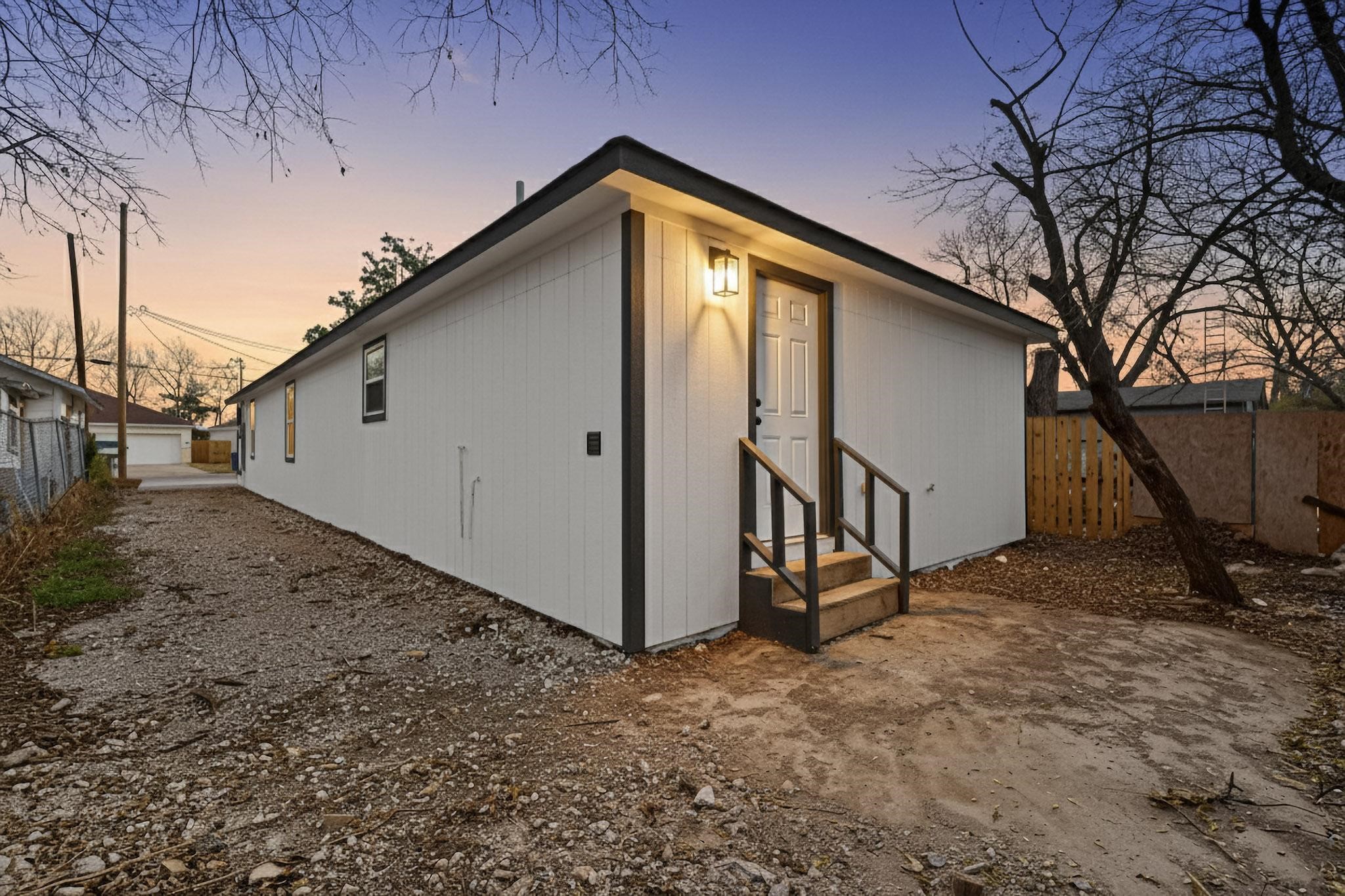 1541 Caldwell Street Dallas TX 75223