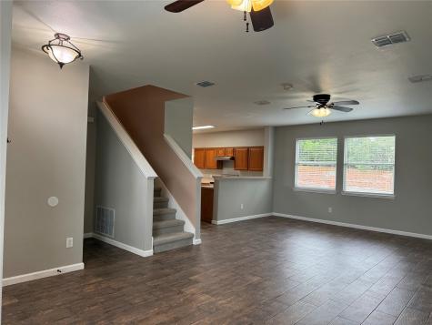 909 Carthage Way Arlington TX 76017
