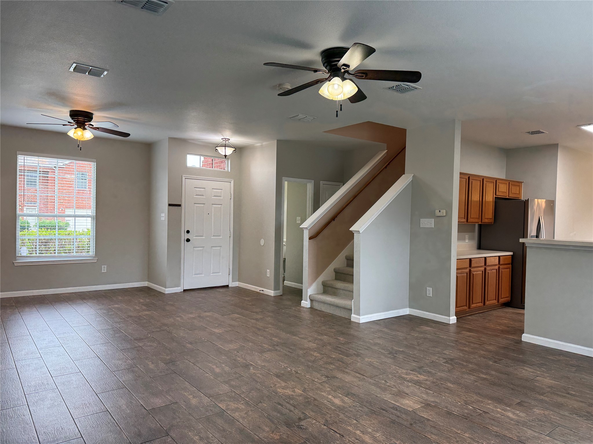 909 Carthage Way Arlington TX 76017