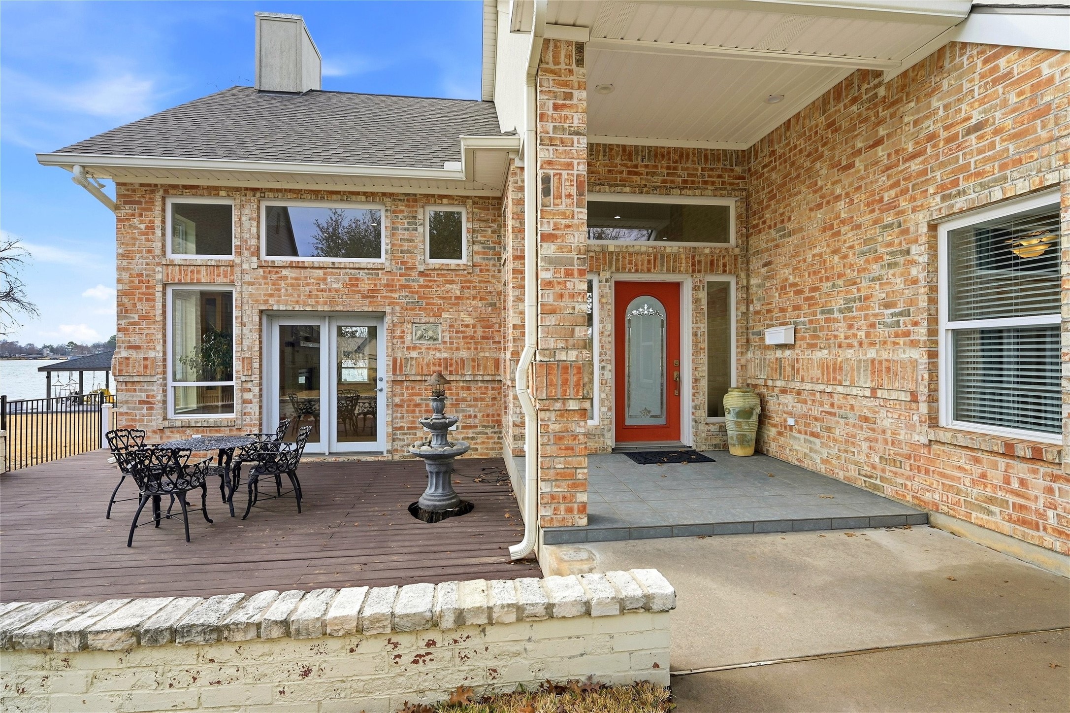 143 Blackfoot Trail Lake Kiowa TX 76240